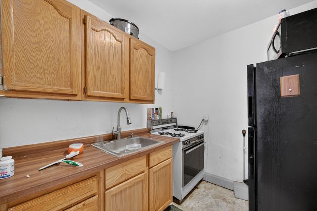658 18th Street, Des Moines, IA 50314