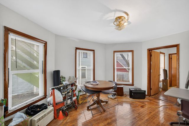 658 18th Street, Des Moines, IA 50314