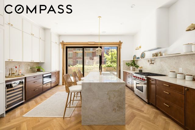 488 A Quincy Street, New York City, NY 11221