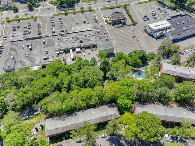 55 Fieldstone Drive 44, Hartsdale, NY 10530