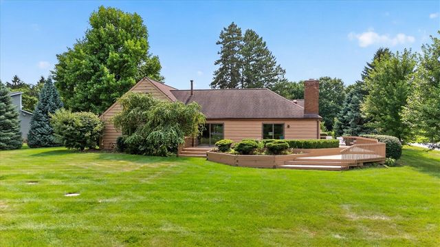 5461 Countryside Drive, Saline, MI 48176