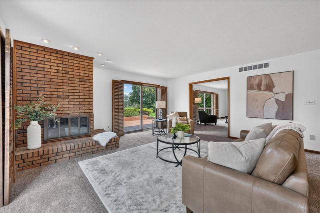5461 Countryside Drive, Saline, MI 48176
