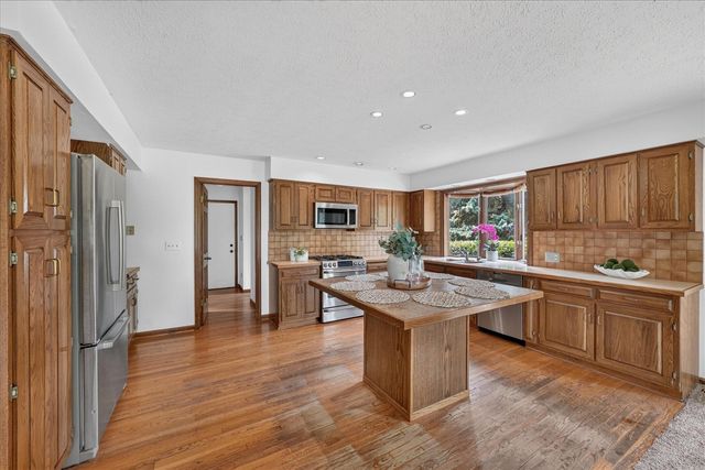5461 Countryside Drive, Saline, MI 48176