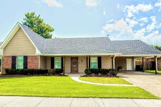 212 Aspen Dr, Houma, LA 70360