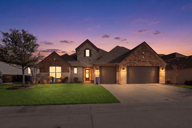 12213 Grosbeak Drive, Denton, TX 76207