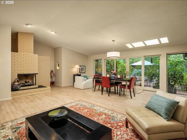1525 Sw 132ND Ave, Beaverton, OR 97005