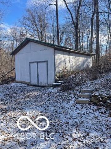 2401 Mt Liberty Road, Nashville, IN 47448