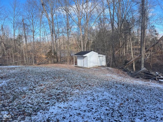 2401 Mt Liberty Road, Nashville, IN 47448