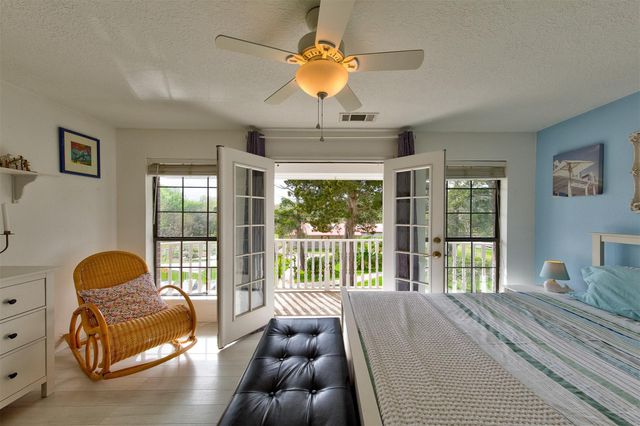 9520 El Chaco Drive, Baytown, TX 77521