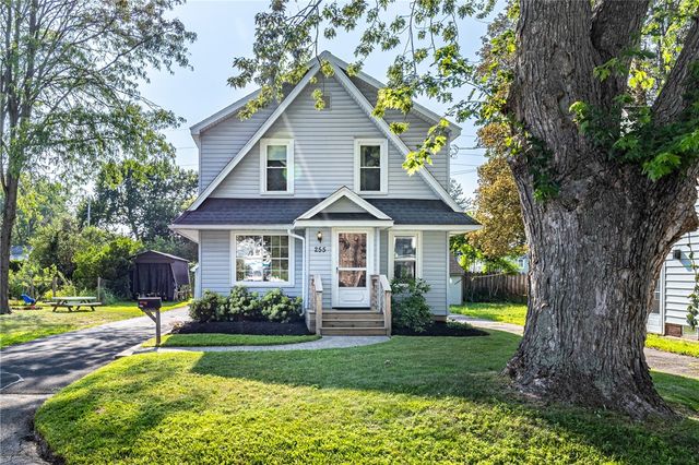 255 Peart Avenue, Irondequoit, NY 14622