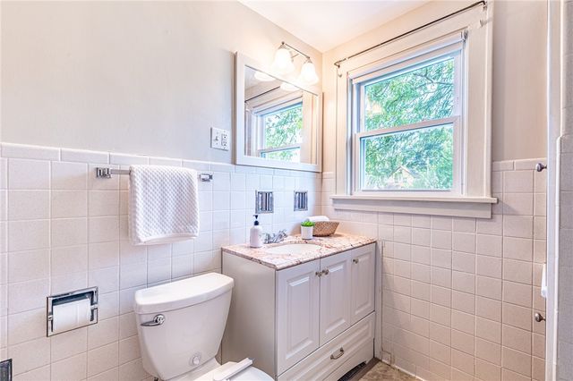255 Peart Avenue, Irondequoit, NY 14622