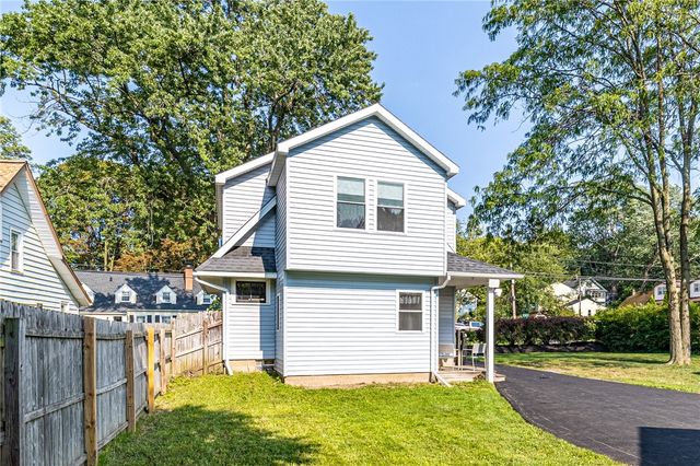 255 Peart Avenue, Irondequoit, NY 14622