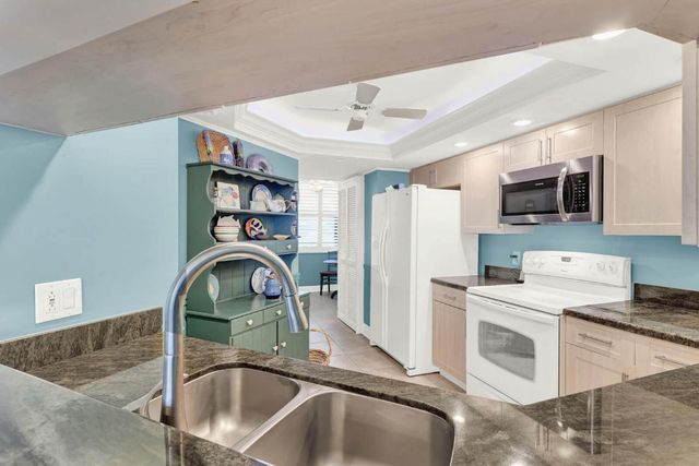 8880 S Ocean Drive 1004, Jensen Beach, FL 34957