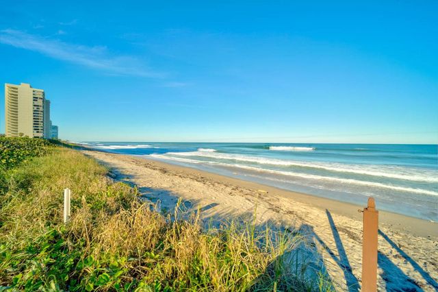 8880 S Ocean Drive 1004, Jensen Beach, FL 34957