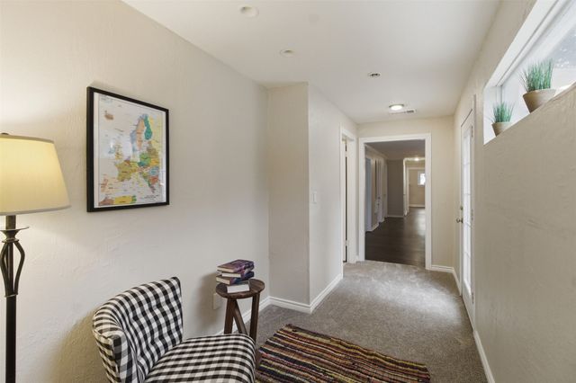 6141 Fairway Avenue, Dallas, TX 75227