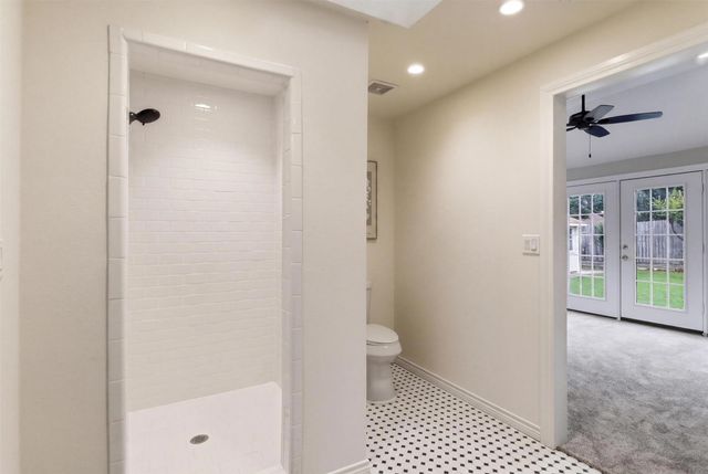 6141 Fairway Avenue, Dallas, TX 75227