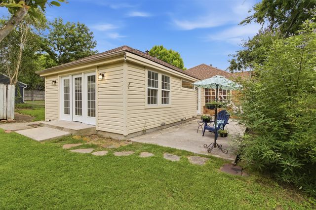 6141 Fairway Avenue, Dallas, TX 75227