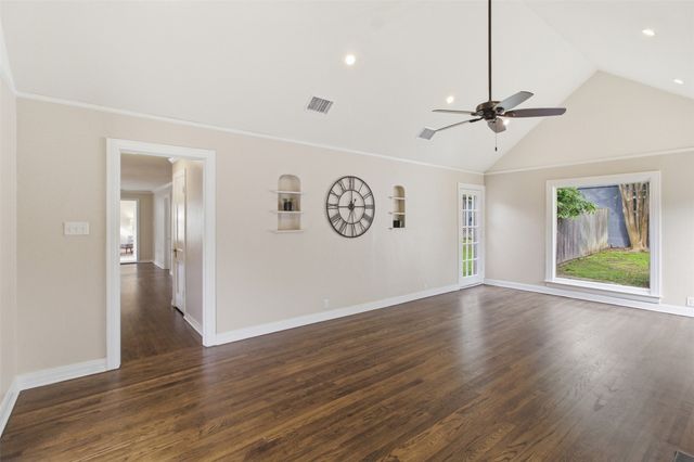 6141 Fairway Avenue, Dallas, TX 75227
