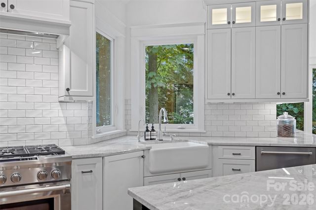 16109 N Point Road, Huntersville, NC 28078