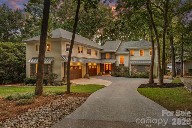16109 N Point Road, Huntersville, NC 28078
