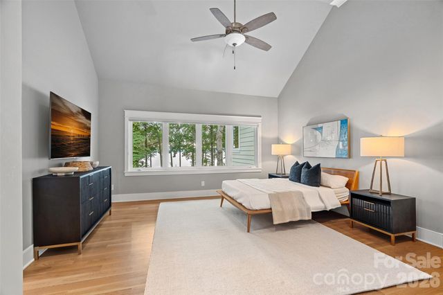 16109 N Point Road, Huntersville, NC 28078