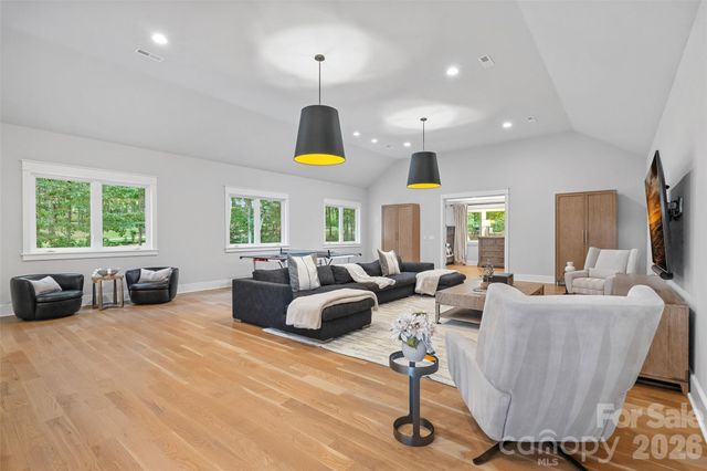 16109 N Point Road, Huntersville, NC 28078