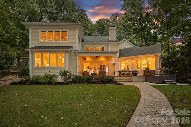 16109 N Point Road, Huntersville, NC 28078
