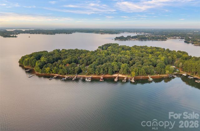 16109 N Point Road, Huntersville, NC 28078