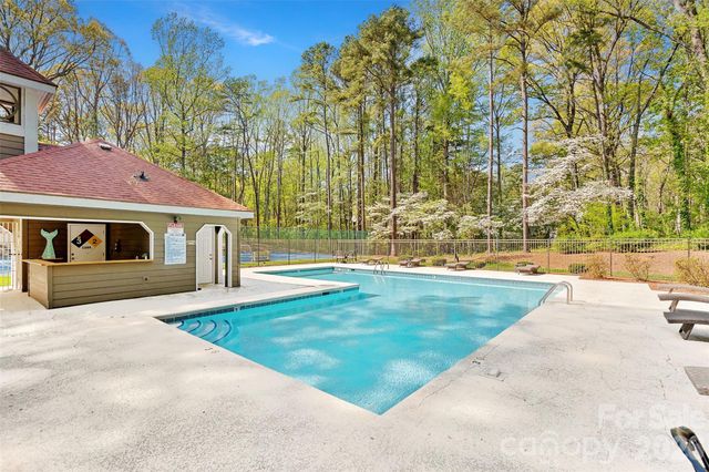 16109 N Point Road, Huntersville, NC 28078