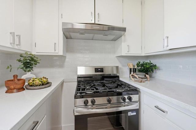 1409 Oxford Street 5, Berkeley, CA 94709
