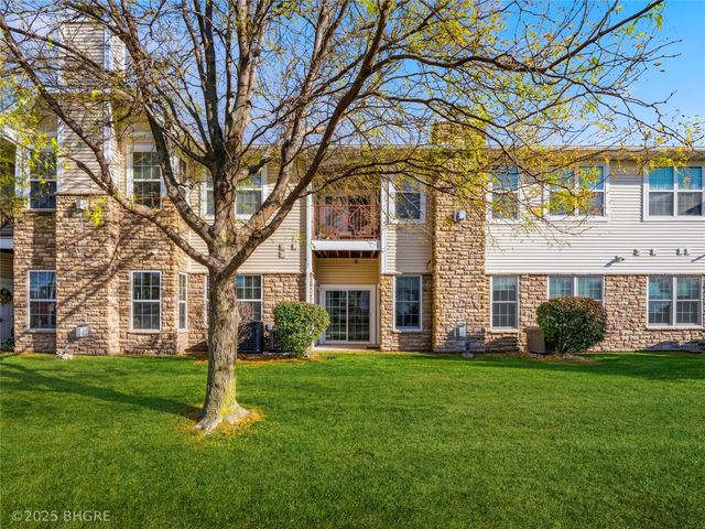 1313 SE University Avenue 105, Waukee, IA 50263