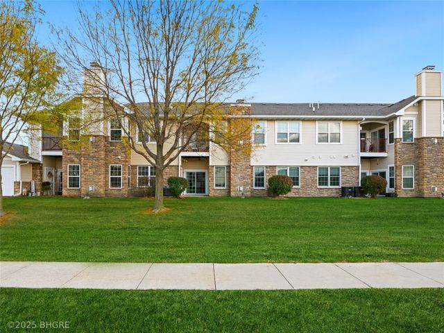 1313 SE University Avenue 105, Waukee, IA 50263