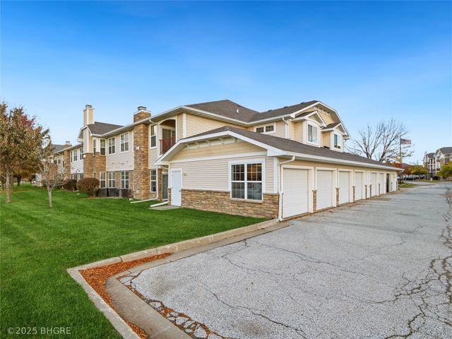 1313 SE University Avenue 105, Waukee, IA 50263