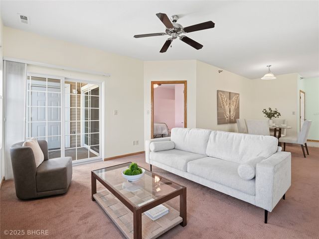 1313 SE University Avenue 105, Waukee, IA 50263