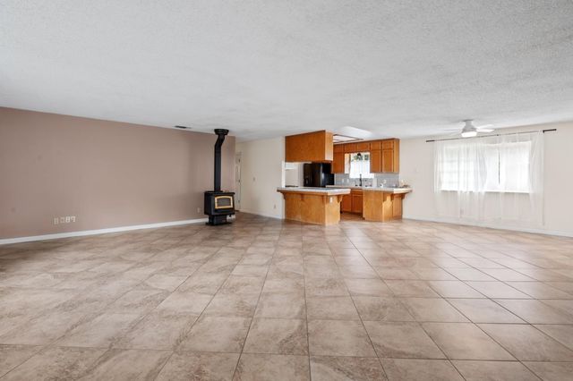 38570 Rustic Lane, Yokuts Valley, CA 93657