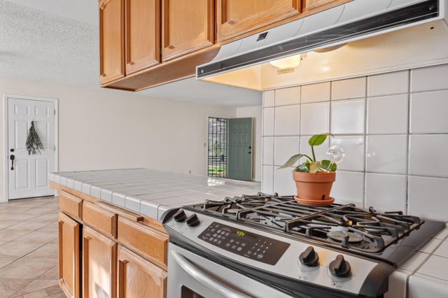 38570 Rustic Lane, Yokuts Valley, CA 93657