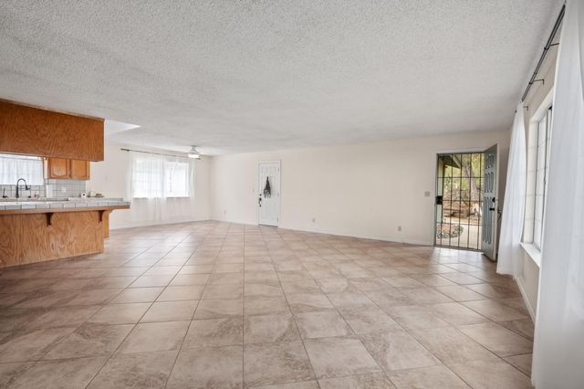 38570 Rustic Lane, Yokuts Valley, CA 93657