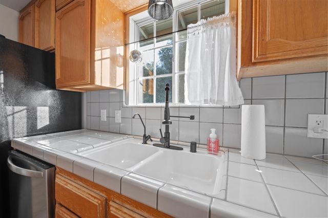 38570 Rustic Lane, Yokuts Valley, CA 93657
