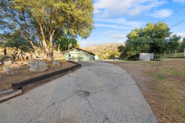 38570 Rustic Lane, Yokuts Valley, CA 93657