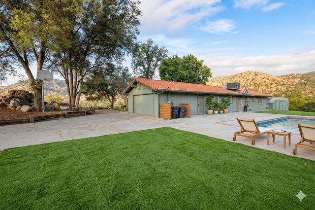 38570 Rustic Lane, Yokuts Valley, CA 93657
