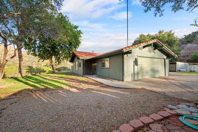38570 Rustic Lane, Yokuts Valley, CA 93657