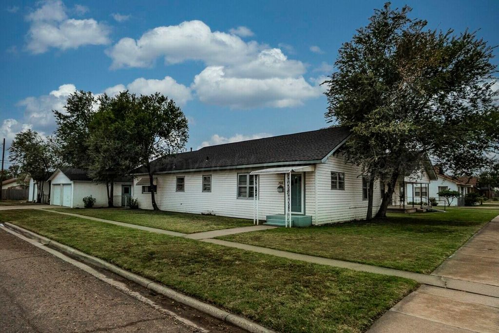 700 21ST Street, Canyon, TX 79015