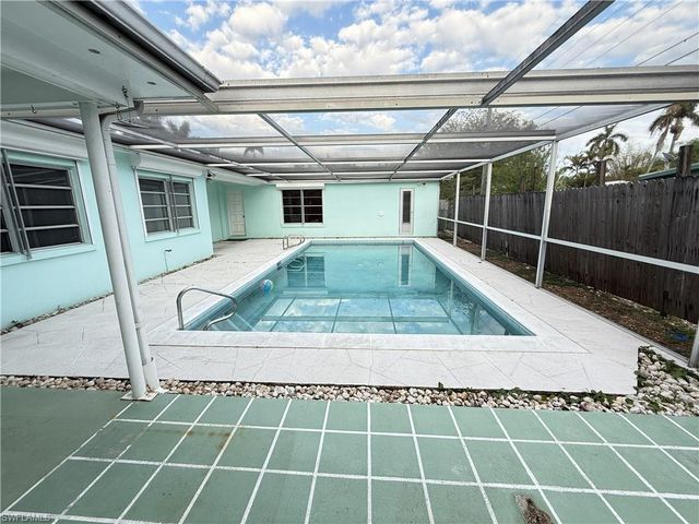 1534 Ricardo AVE, Fort Myers, FL 33901