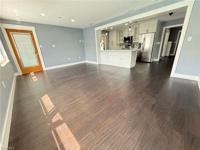 1534 Ricardo AVE, Fort Myers, FL 33901