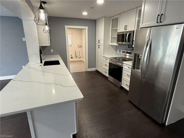 1534 Ricardo AVE, Fort Myers, FL 33901