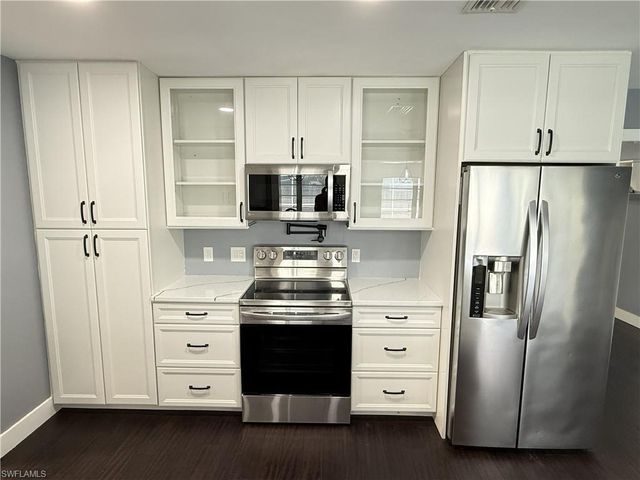 1534 Ricardo AVE, Fort Myers, FL 33901