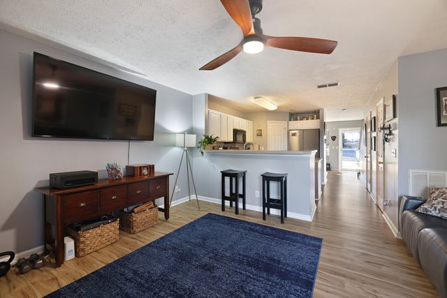 141 Shadow Glen Dr, Nashville, TN 37211