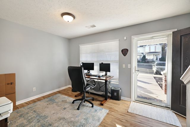 141 Shadow Glen Dr, Nashville, TN 37211