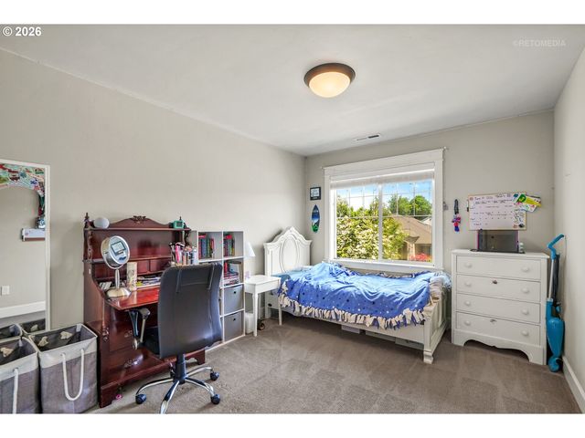 1667 Ne STILE Dr, Hillsboro, OR 97124