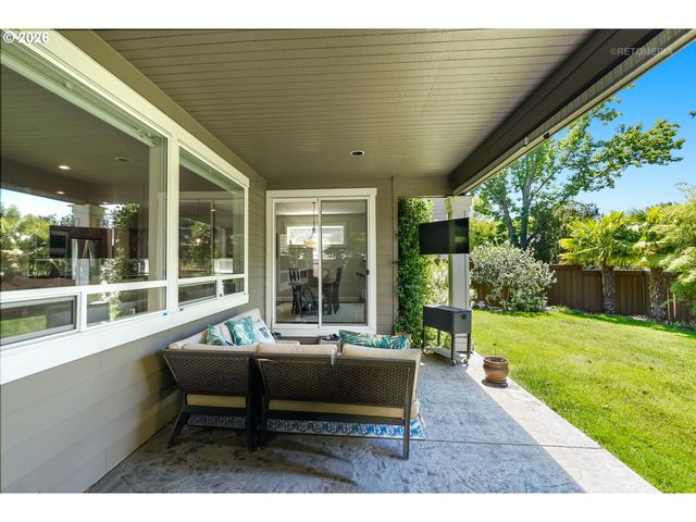 1667 Ne STILE Dr, Hillsboro, OR 97124